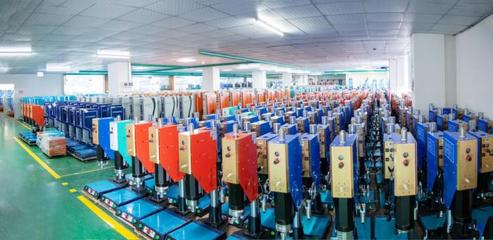 批發(fā)超聲波塑焊設(shè)備找哪個廠家更靠譜?走訪廠商聲峰超聲波探究竟